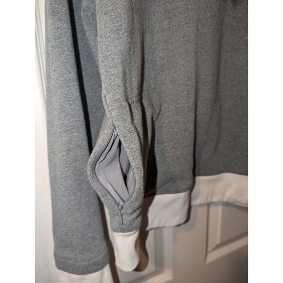 Under Armour Women's Medium Grey Fleece Long Sleeve Hoodie Zip Pocket Sweater - Picture 7 of 9